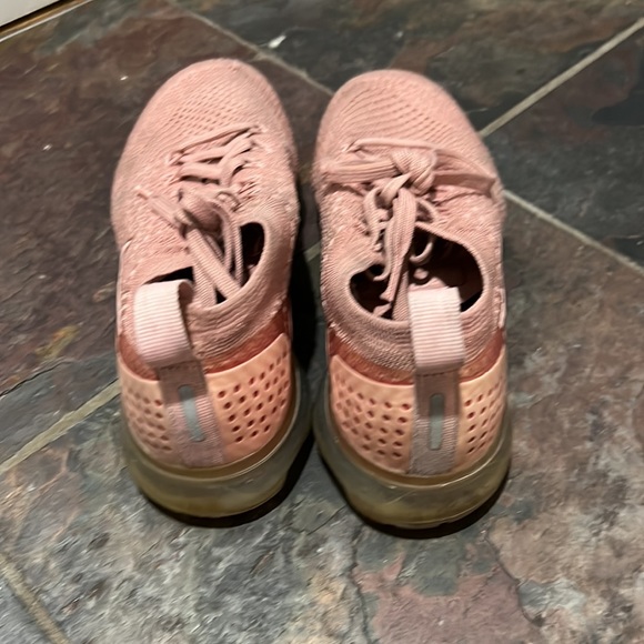Women’s Nike US 7 dust pink - Picture 3 of 4